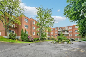 372 Central Park Avenue 3U