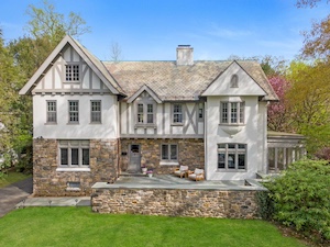 68 Greenacres Avenue