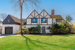 6 Walbrooke Circle