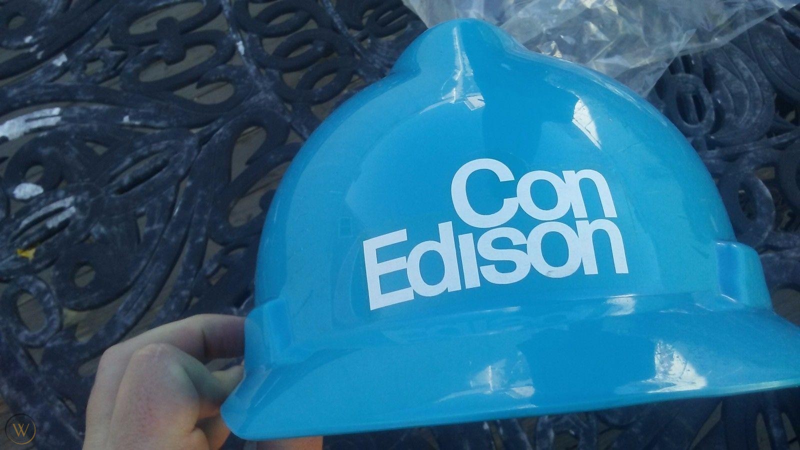 con edison hard hat 1 101791f00c809faf2ac879fb205a37b2