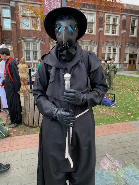 hallplaguedoctor2