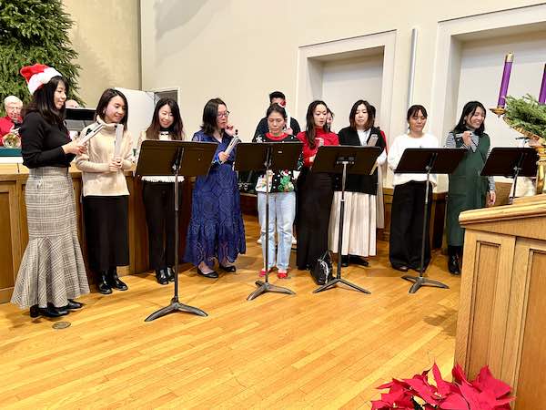 LIA students accompanying the carol O Little Town of Bethlehem on the handchimes