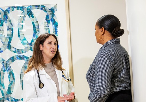 Dr.Fara Bellows