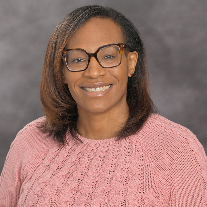 Karimah Smith headshot 720x720