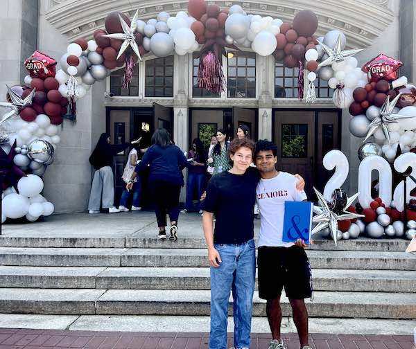 signingballoons signingballoons