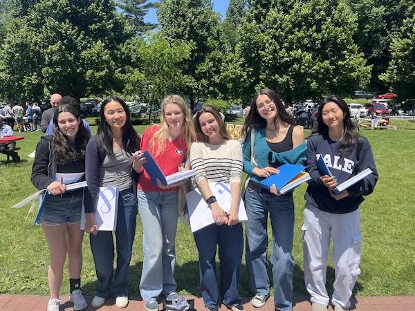 signinggroupshot signinggroupshot