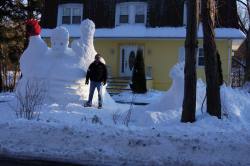 snowsculpture2011A